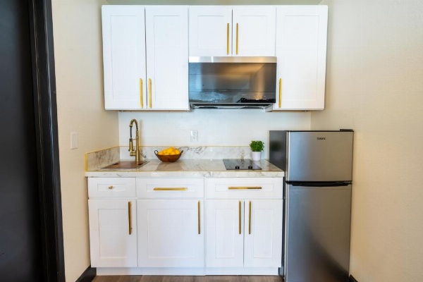 Sands Inn & Suites image 47